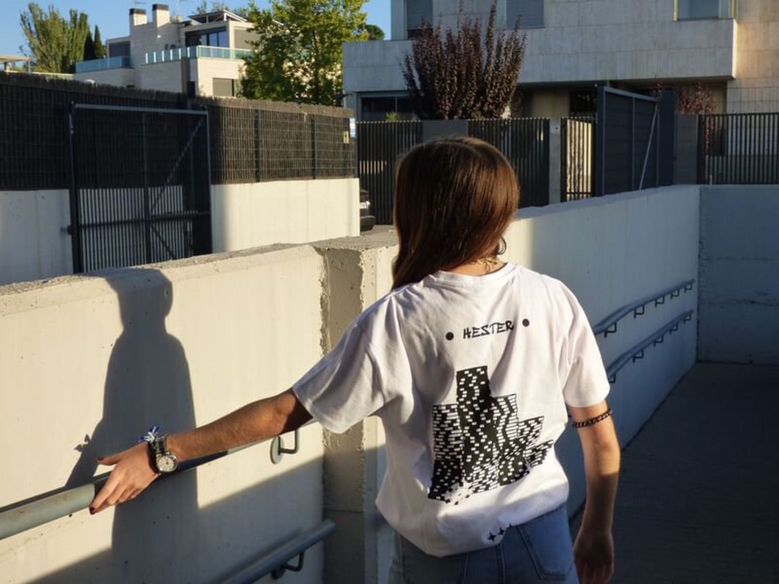 POKER TEE - 4